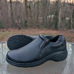 Women's Nurse Mates Dove Black Leather Slip On Shoes Size 6.5 NEW